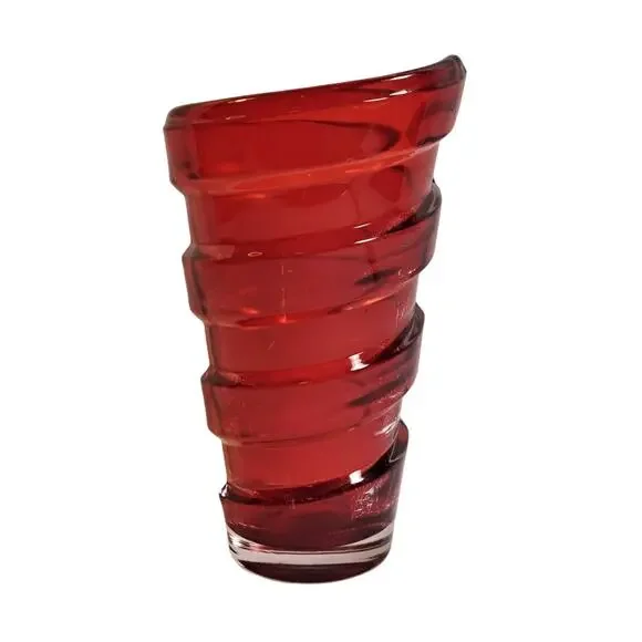Vintage Ruby Red Spiral Swirl Art Glass Vase 9" Unmarked Centerpiece Flowers